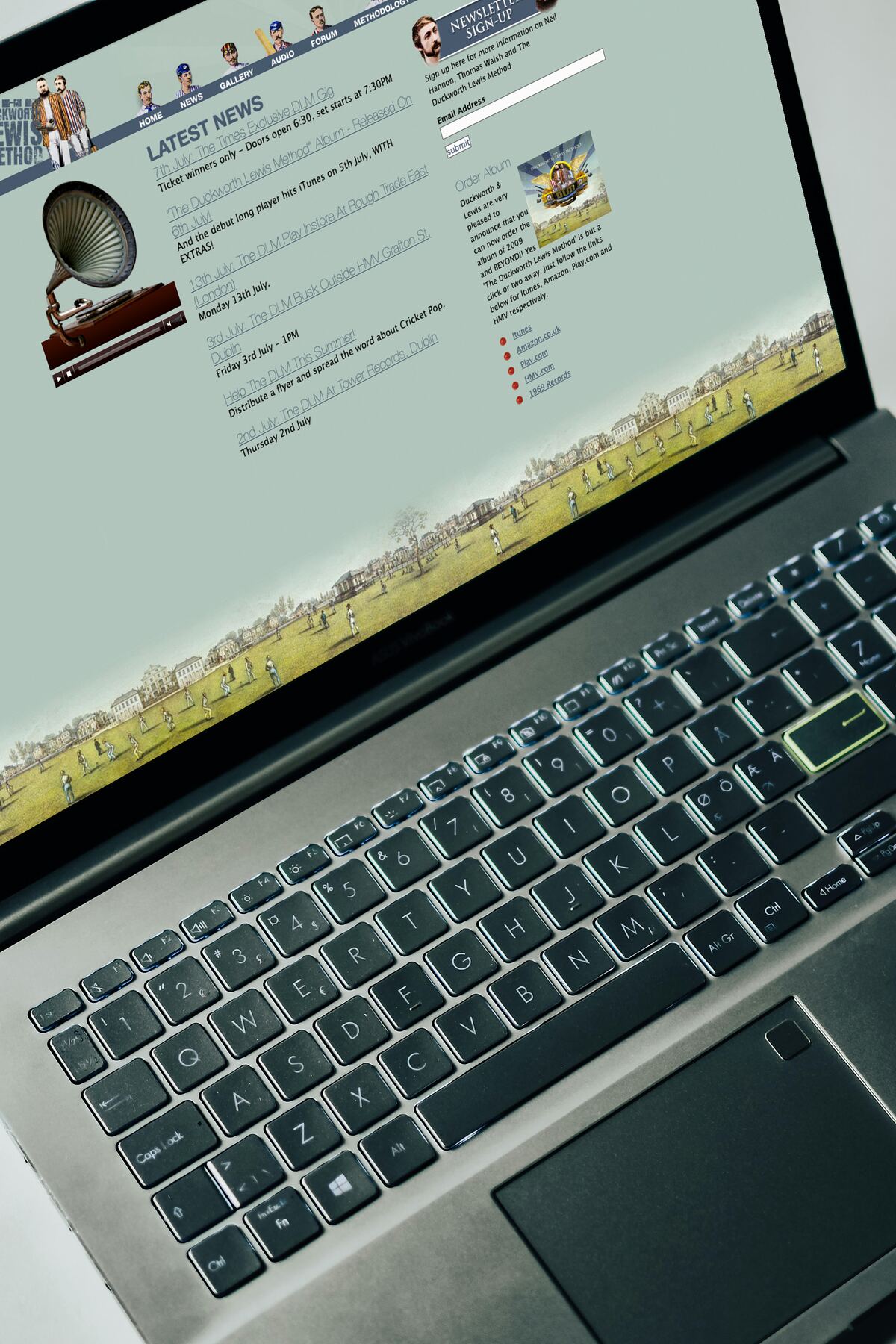 Dc dlm 1 laptop